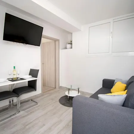 Apartment Ana