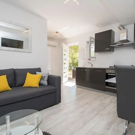 Apartment Ana Maslenica