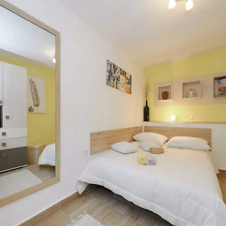 Apartman Sunny Stone With Free Parking